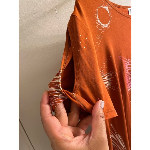 Fighting Eel Dress - Picture 2 of 3